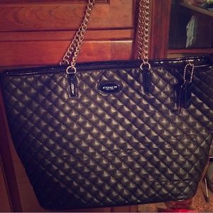 Aunthentic coach quilted tote